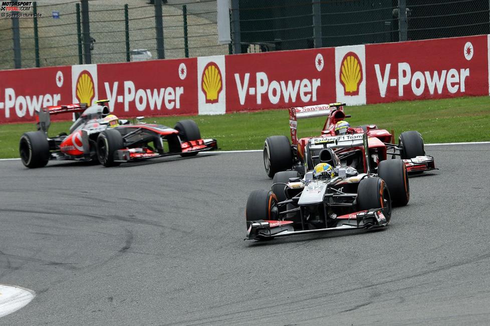 Esteban Gutierrez (Sauber) vor Felipe Massa (Ferrari) 