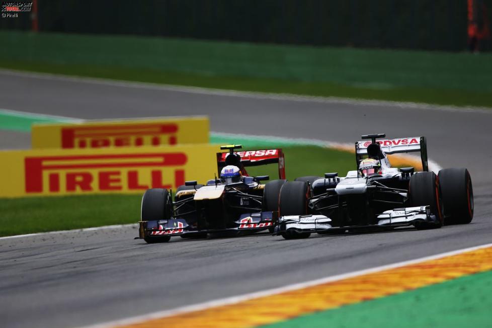 Daniel Ricciardo (Toro Rosso) und Pastor Maldonado (Williams) 