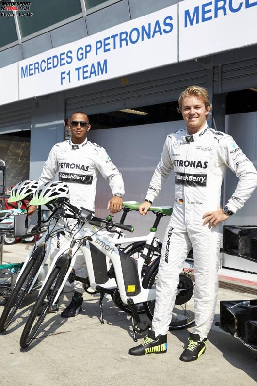 Lewis Hamilton und Nico Rosberg (Mercedes)
