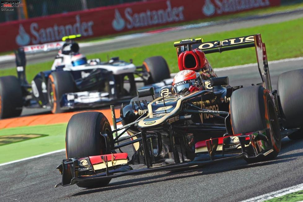 Romain Grosjean (Lotus) vor Valtteri Bottas (Williams)