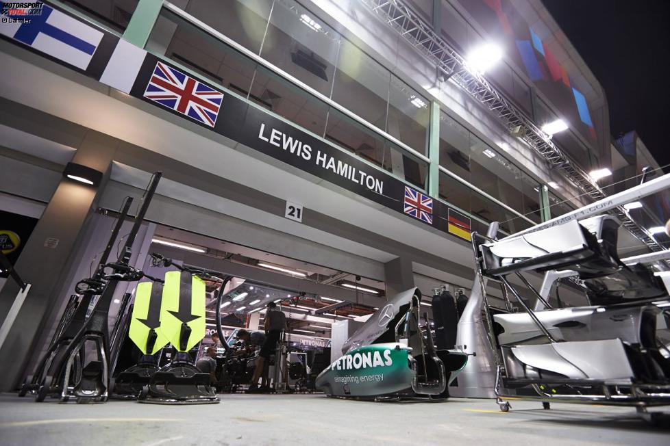 Box von Lewis Hamilton (Mercedes)