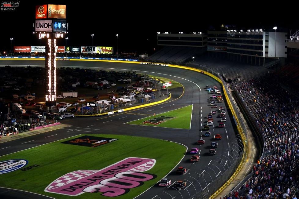 Nationwide: Race-Action in Charlotte