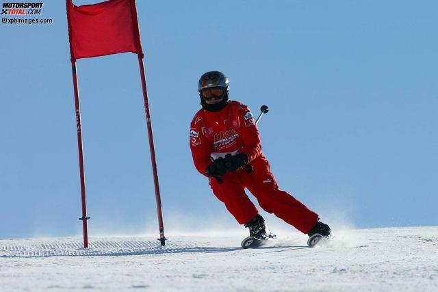 Schumachers Helmkamera soll Aufschluss über die Unfallursache liefern Schumachers Helmkamera soll Aufschluss über die Unfallursache liefern
