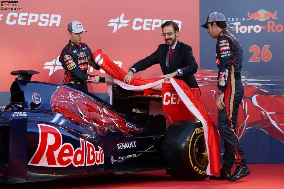 Daniil Kwjat und Jean-Eric Vergne enthüllen den Toro-Rosso-Renault STR9