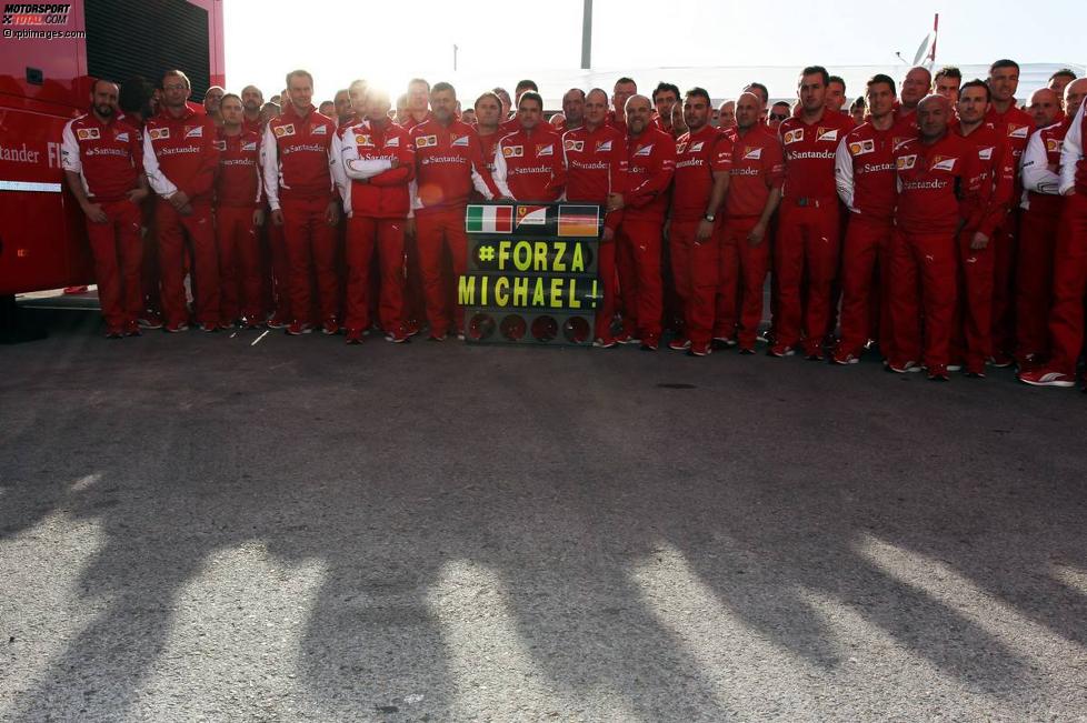 Grußbotschaft des Ferrari-Teams an Michael Schumacher, der immer noch im Koma liegt