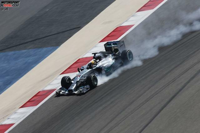 Lewis Hamilton markierte am Freitag sein Revier: 1:34.263 Minuten - absolute Bestzeit der bisherigen Woche. Auch ein kleines Hydraulikproblem bremste Mercedes kaum.