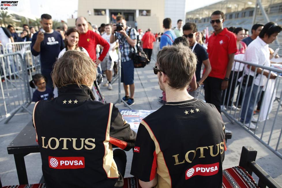 Romain Grosjean (Lotus) und Charles Pic 