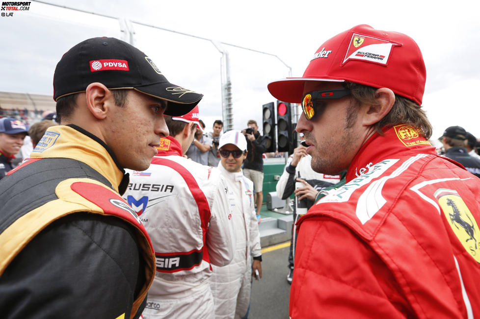 Pastor Maldonado (Lotus) und Fernando Alonso (Ferrari) 