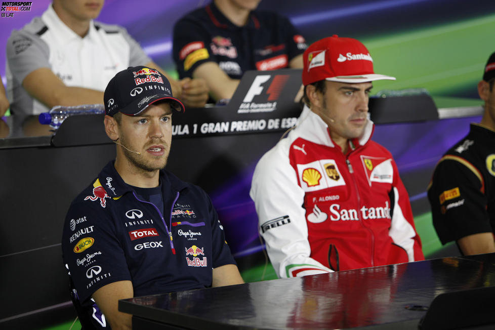 Sebastian Vettel (Red Bull) und Fernando Alonso (Ferrari) 