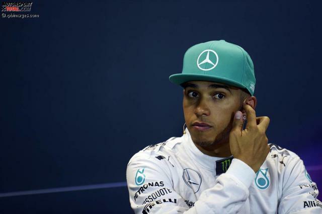 Pressekonferenz am Monaco-Samstag: Lewis Hamilton wirkt gedankenverloren