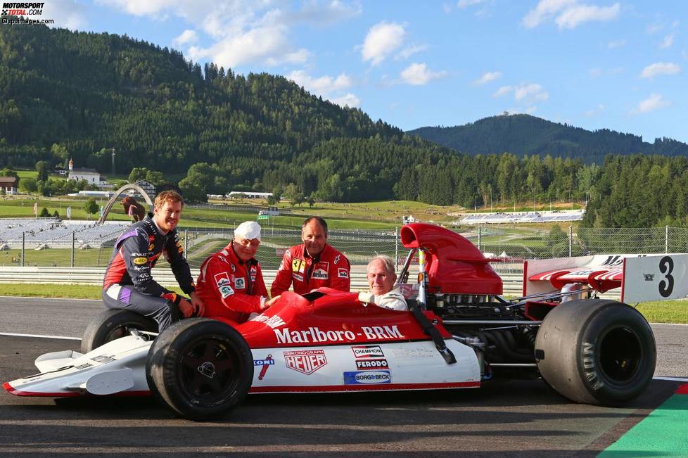 Helmut Marko, Sebastian Vettel (Red Bull) und Gerhard Berger 