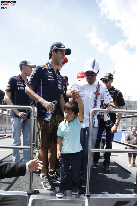 Daniel Ricciardo (Red Bull) und Felipe Massa (Williams) 
