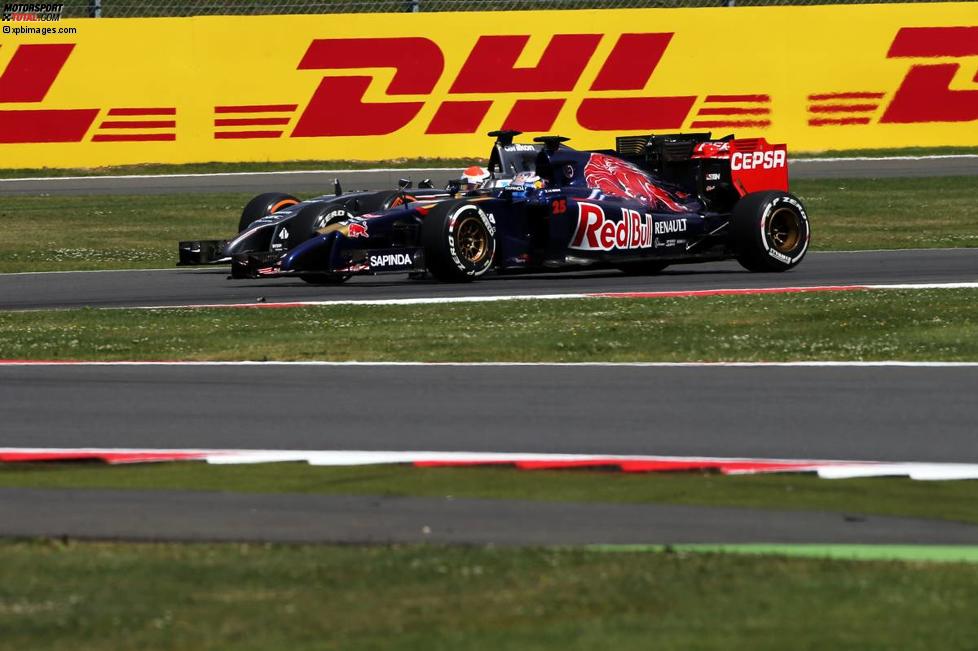 Jean-Eric Vergne (Toro Rosso) und Adrian Sutil (Sauber) 