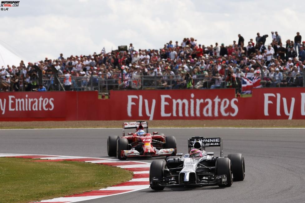 Jenson Button (McLaren) und Fernando Alonso (Ferrari) 