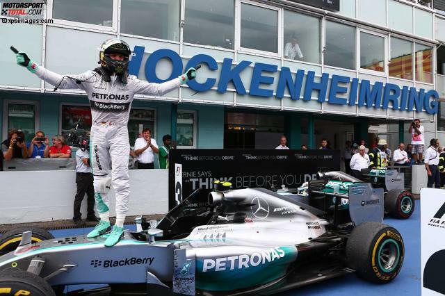 Nico Rosberg feierte in Hockenheim seinen ersten Sieg - und baut damit die Führung in der Weltmeisterschaft weiter aus. Nico Rosberg feierte in Hockenheim seinen ersten Sieg - und baut damit die Führung in der Weltmeisterschaft weiter aus.