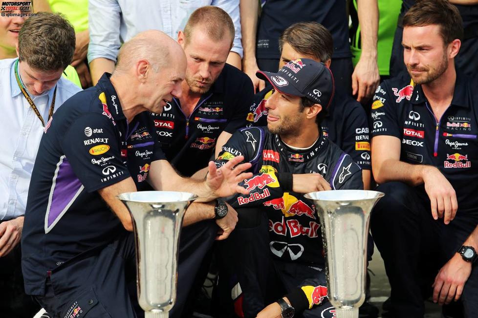 Daniel Ricciardo (Red Bull) und Adrian Newey 