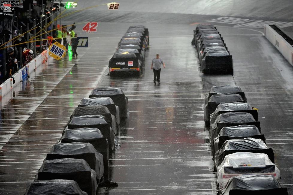 Regen vor dem Start zum Nationwide-Rennen
