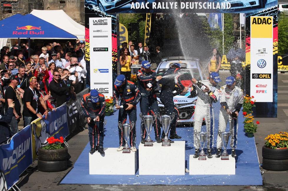 Thierry Neuville (Hyundai) und Nicolas Gilsoul (Hyundai) 