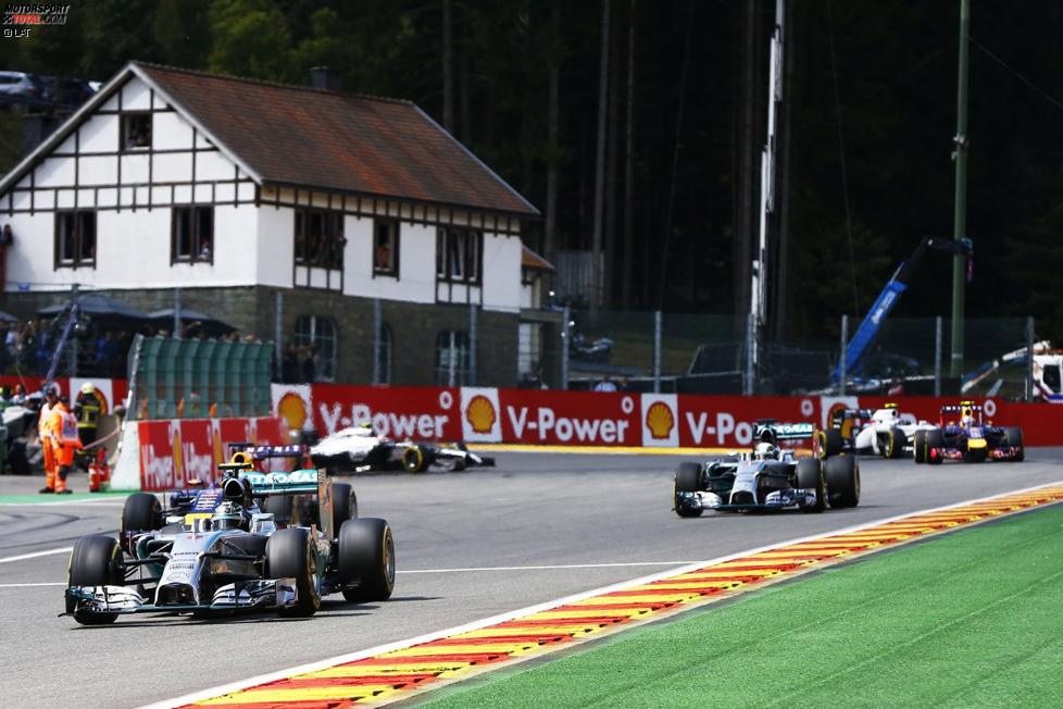 Nico Rosberg (Mercedes) und Lewis Hamilton (Mercedes) 