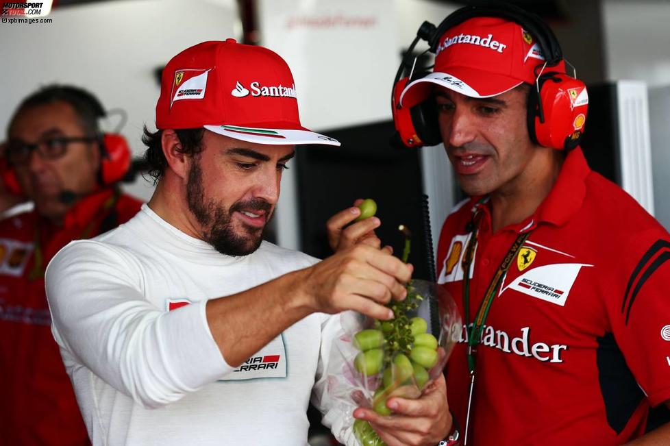 Fernando Alonso (Ferrari) und Marc Gene 