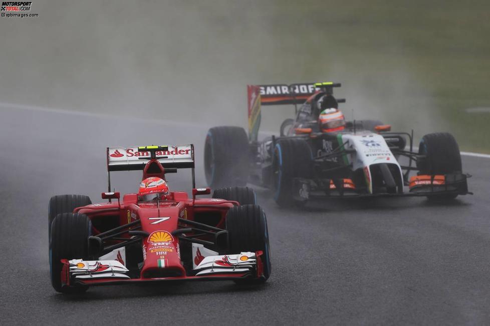 Sergio Perez (Force India) und Kimi Räikkönen (Ferrari) 