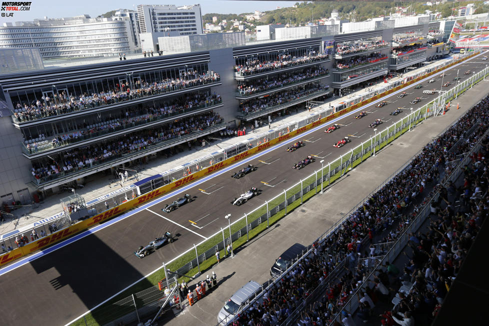 Lewis Hamilton (Mercedes) und Nico Rosberg (Mercedes) 