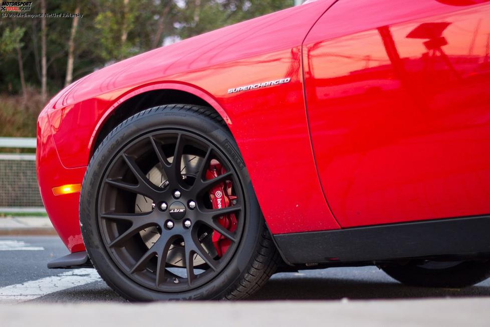 Dodge Challenger SRT Hellcat 
