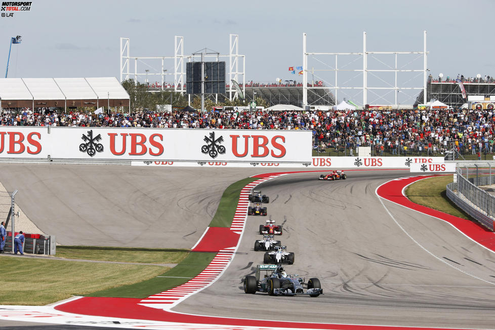 Lewis Hamilton (Mercedes), Felipe Massa (Williams), Valtteri Bottas (Williams) und Fernando Alonso (Ferrari) 