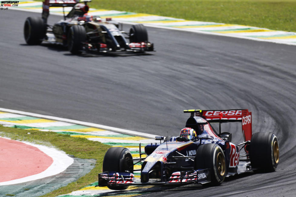 Daniil Kwjat (Toro Rosso) und Pastor Maldonado (Lotus) 