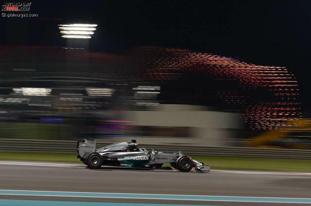 Lewis Hamilton war bei Tag und Nacht am Freitag der Schnellste