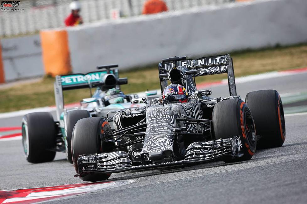 Daniil Kwjat (Red Bull) und Nico Rosberg (Mercedes) 