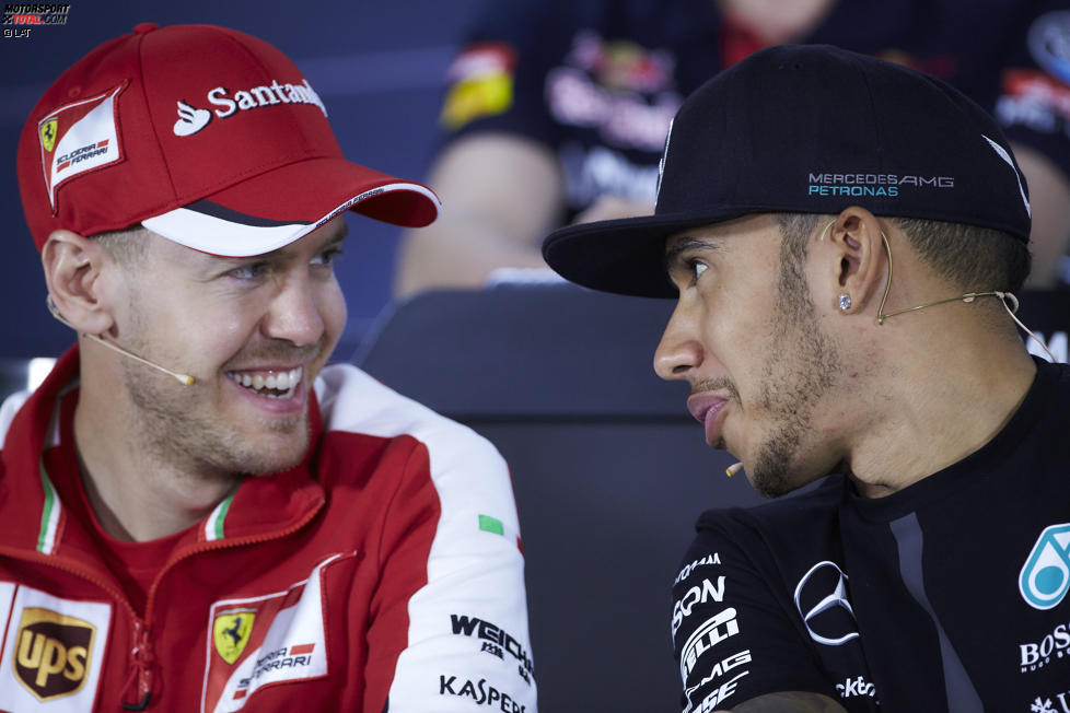 Sebastian Vettel (Ferrari) und Lewis Hamilton (Mercedes) 