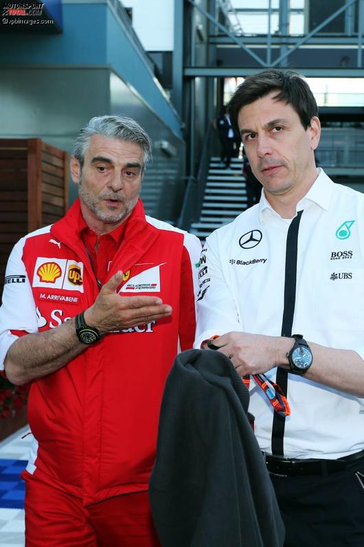 Maurizio Arrivabene und Toto Wolff 