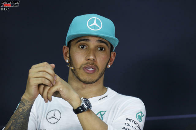 Erklärungsversuche: Lewis Hamilton wirkte am Funk heute leicht gereizt... Erklärungsversuche: Lewis Hamilton wirkte am Funk heute leicht gereizt...