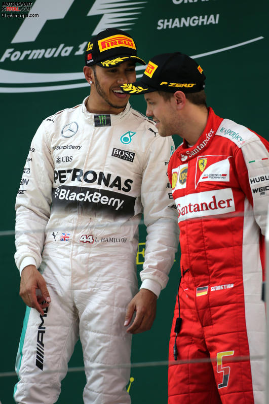 Lewis Hamilton (Mercedes) und Sebastian Vettel (Ferrari) 