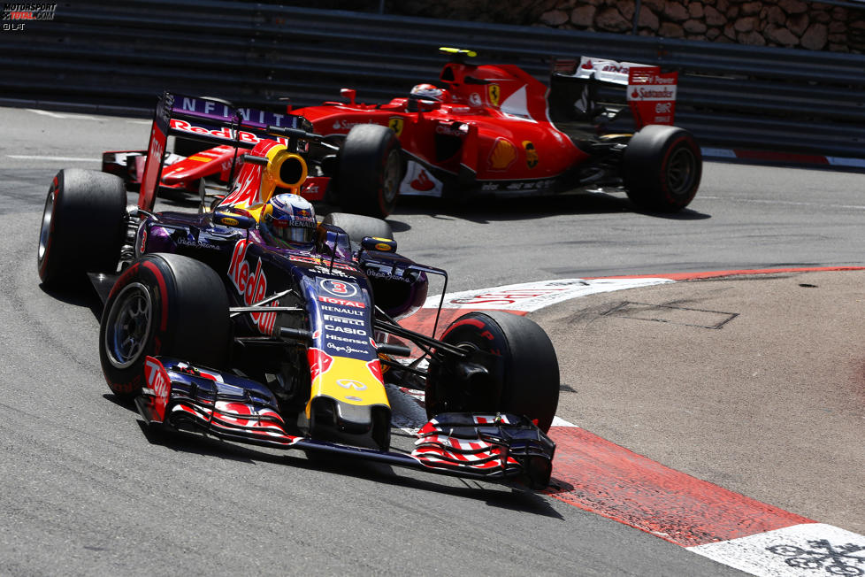 Daniel Ricciardo (Red Bull) und Kimi Räikkönen (Ferrari) 