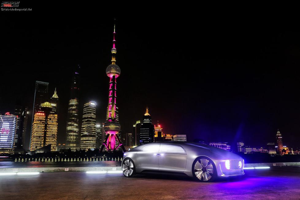 Mercedes-Benz F 015 Luxury in Motion in Shanghai 