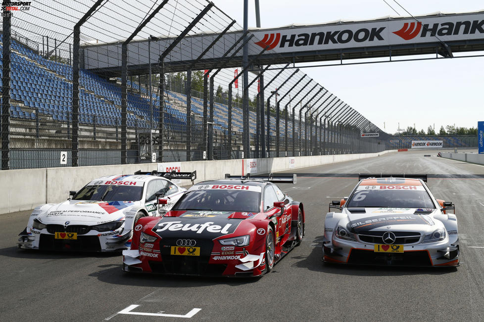 Fotoshooting mit Autos aller DTM-Marken