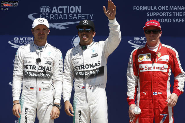 Lewis Hamilton jubelt über seine 44. Pole-Position vor Nico Rosberg und Kimi Räikkönen