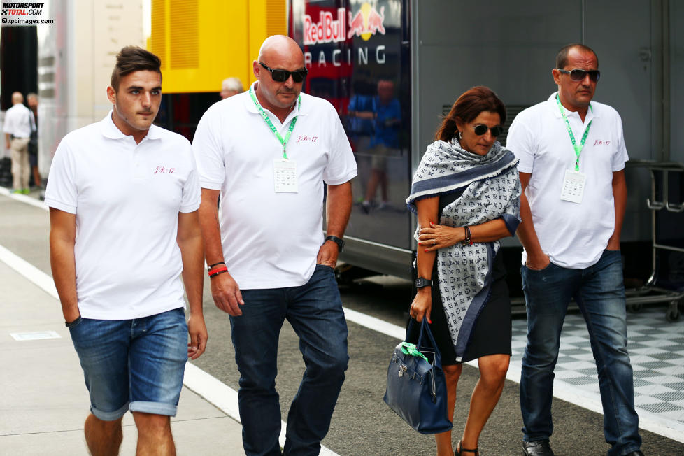 Die Familie von Jules Bianchi zu Besuch im Fahrerlager
