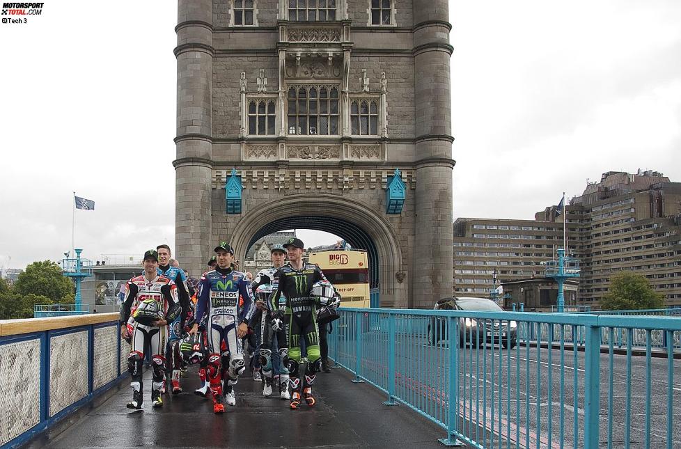 Die MotoGP-Stars auf der Tower Bridge in London