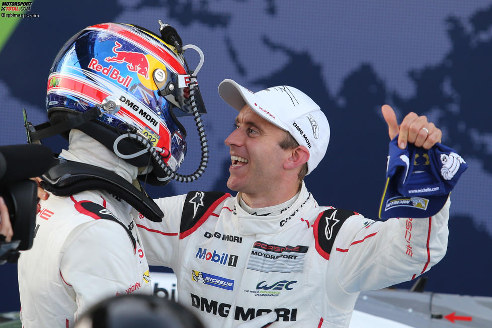 Mark Webber (Porsche) und Timo Bernhard (Porsche) 