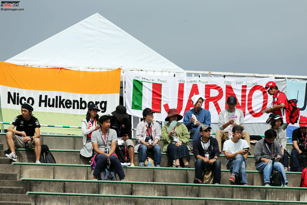 Nico Hülkenberg (Force India) und Jarno Trulli 