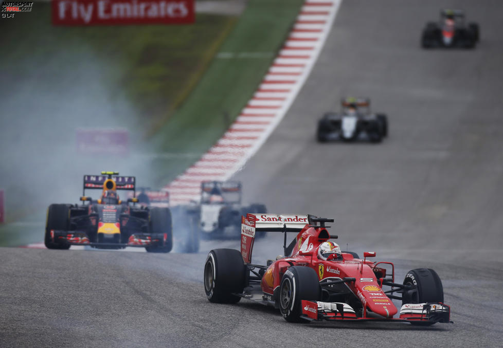 Sebastian Vettel (Ferrari) und Daniil Kwjat (Red Bull) 
