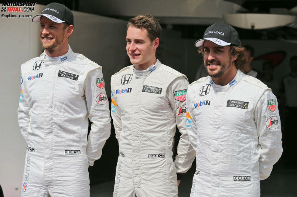 Jenson Button (McLaren), Stoffel Vandoorne und Fernando Alonso (McLaren) 