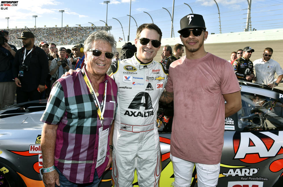 Jeff Gordon (Hendrick) mit Mario Andretti und Lewis Hamilton 