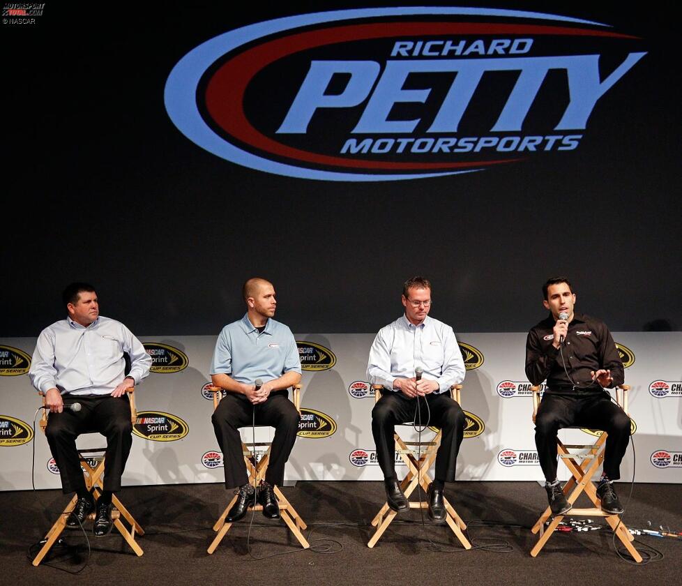 Richard Petty Motorsports mit Brian Scott und Aric Almirola