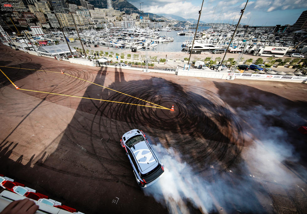 Showrun in Monte Carlo