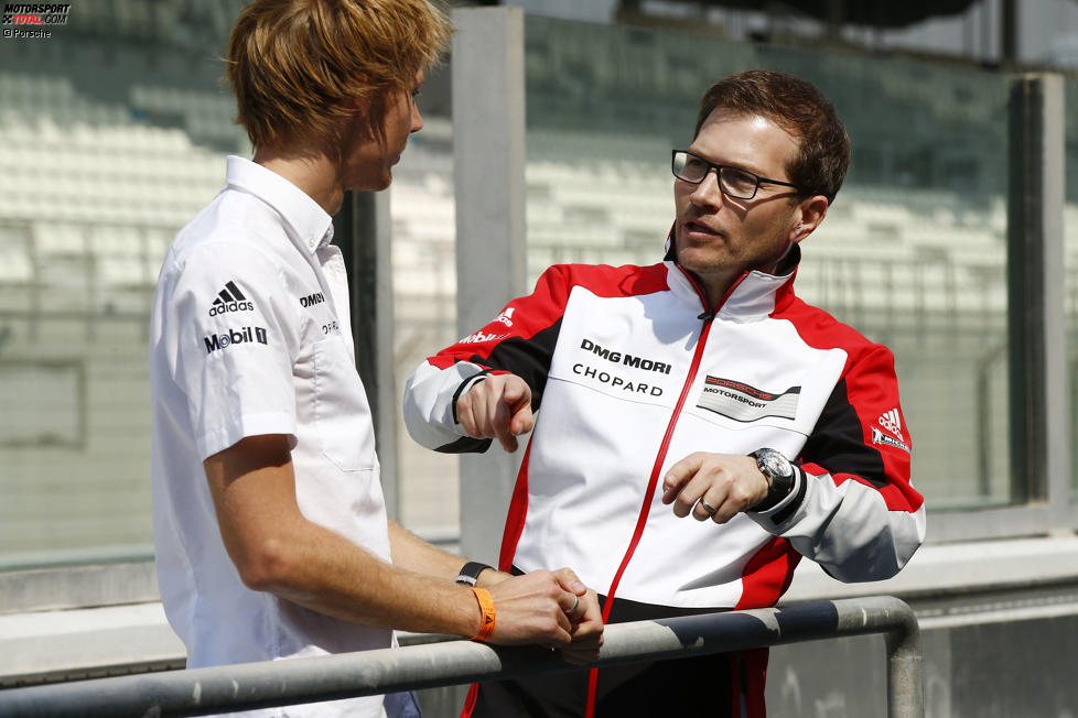 Brendon Hartley und Andreas Seidl (Porsche)