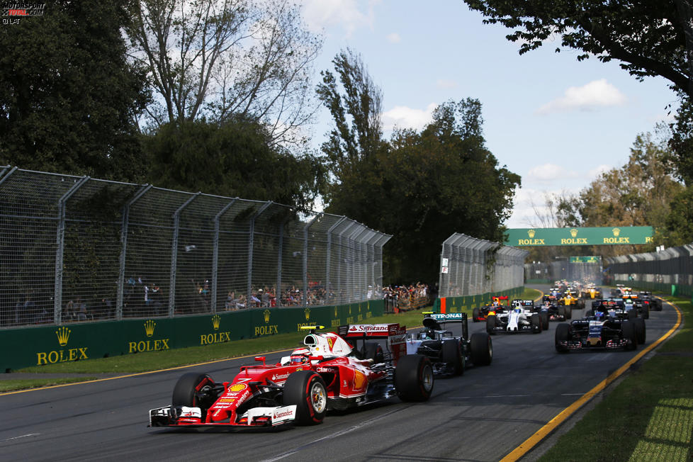 Kimi Räikkönen (Ferrari), Nico Rosberg (Mercedes), Max Verstappen (Toro Rosso) und Felipe Massa (Williams) 